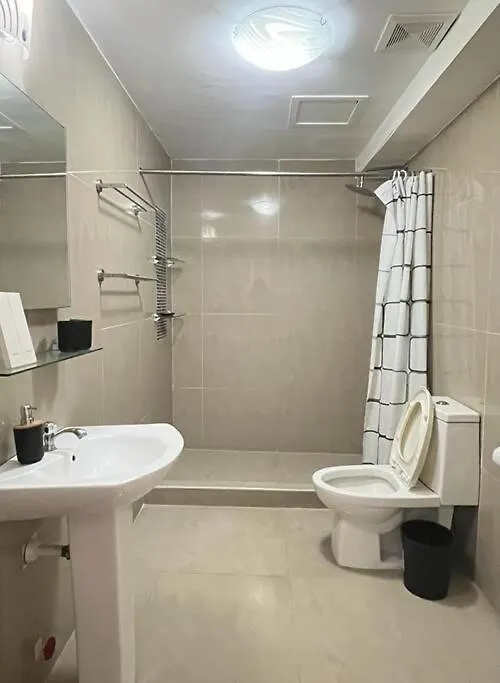 Kandi Luxury 1Br, Housekeeping & Netflix! Angeles 0*,