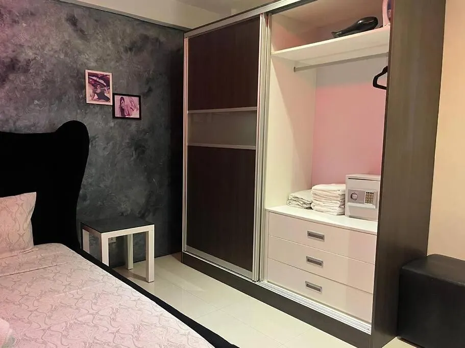 Kandi Luxury 1Br, Housekeeping & Netflix! Angeles Apartment