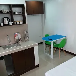 Clark-pad Inn, Анхелес